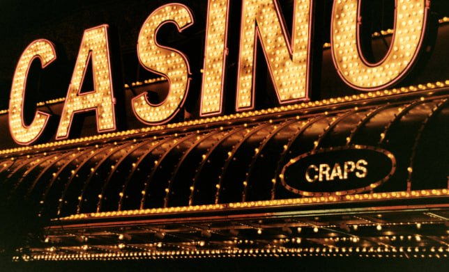 i999
